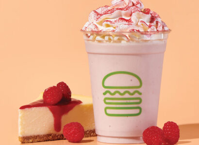 Raspberry cheesecake shake